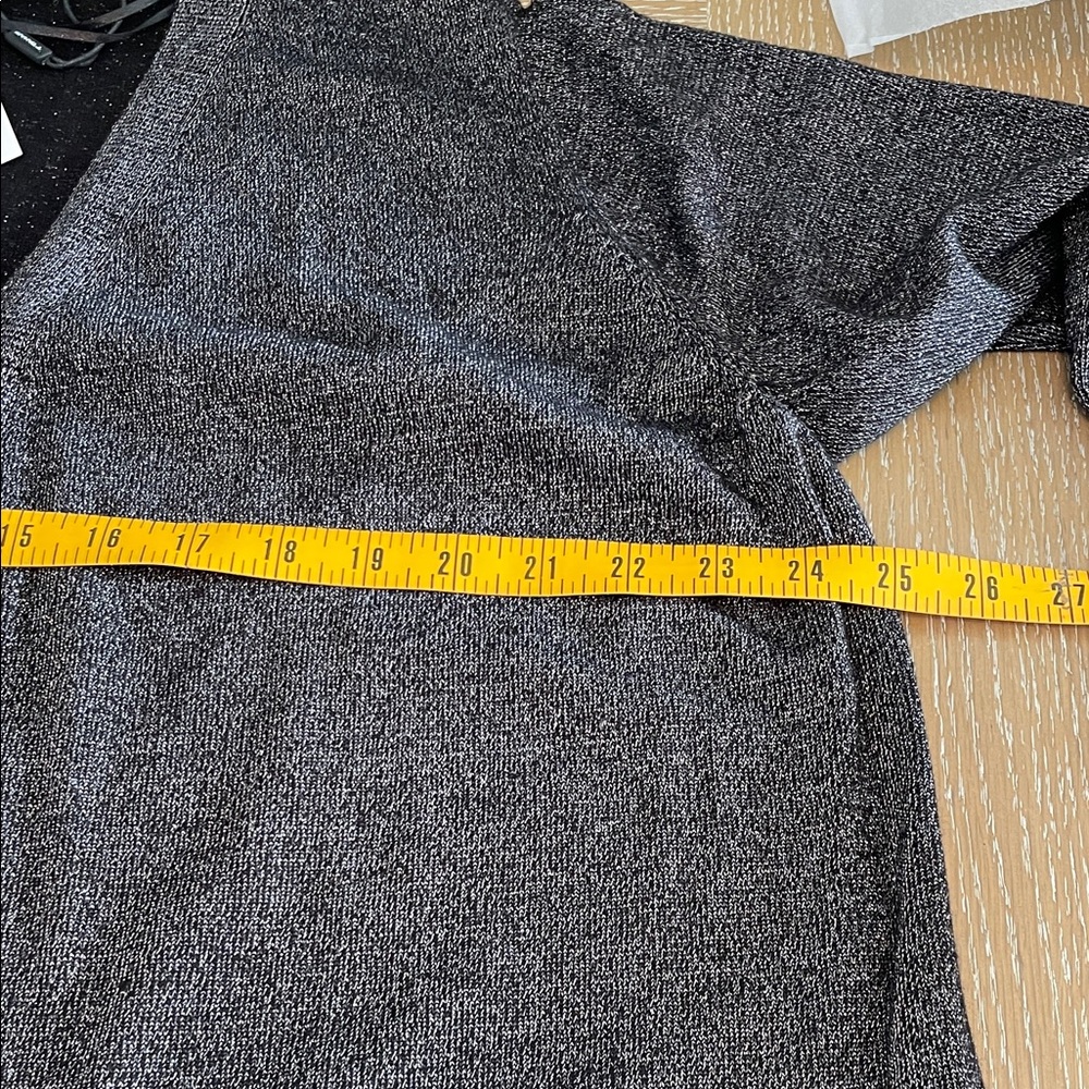 Tahari Black/Silver Shimmer Kimono Cardigan - Picture 13 of 14